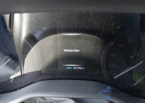 2022 Toyota Sienna Xle z USA, uszkodzony, nr VIN 5TDJRKEC3NS090368